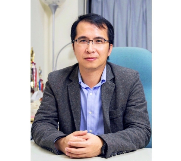 Huei Chu Weng, Professor